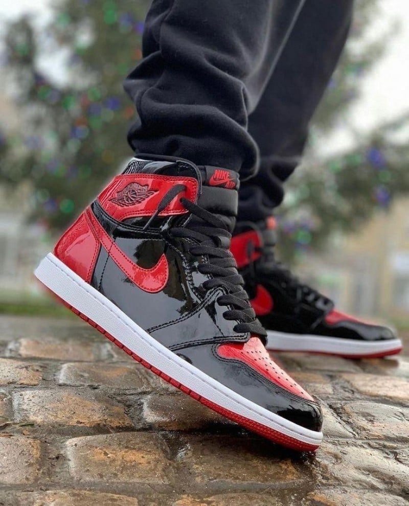 Nike Jordan 1 Retro High BRED PATES