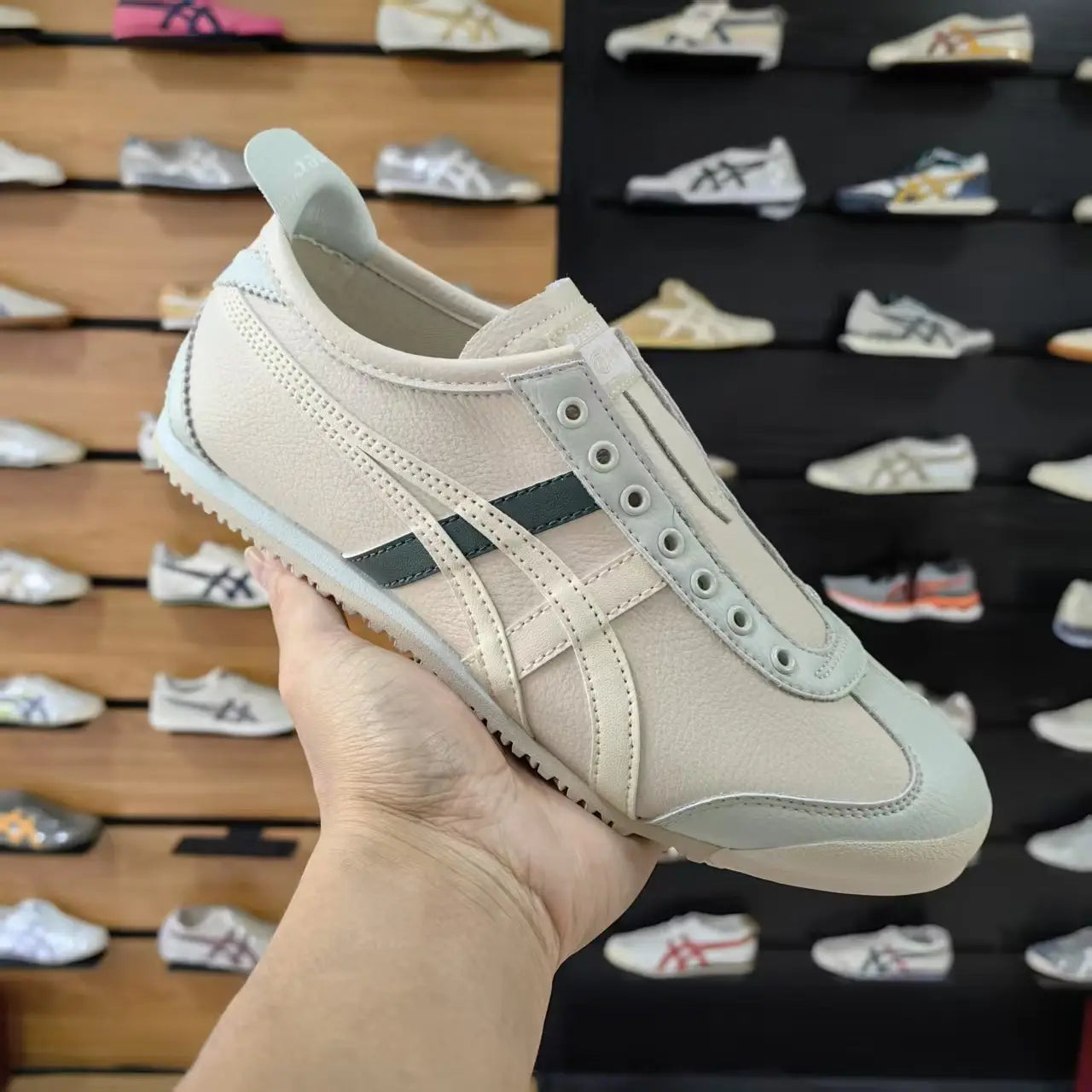 Onitsuka Tiger Mexico 66 Slip-On Beige Green  Mens 7A Premium D-2042 Main image