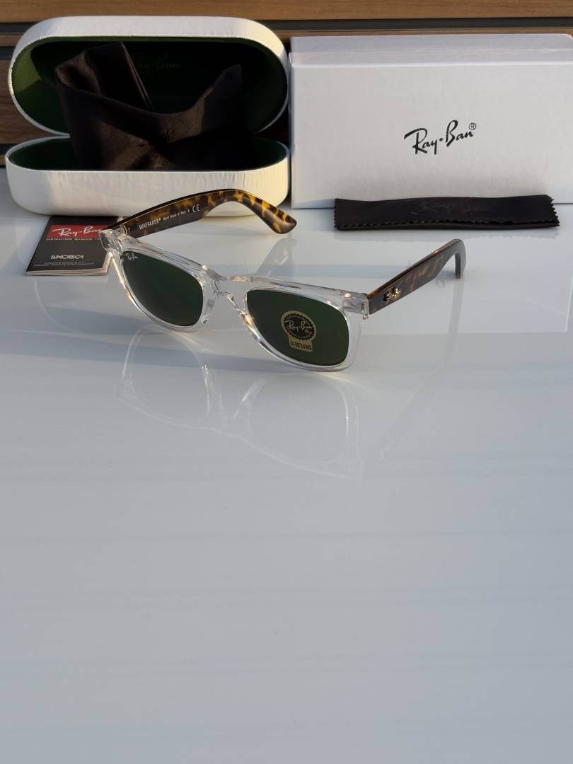 Rey ban 2140 green glass quality