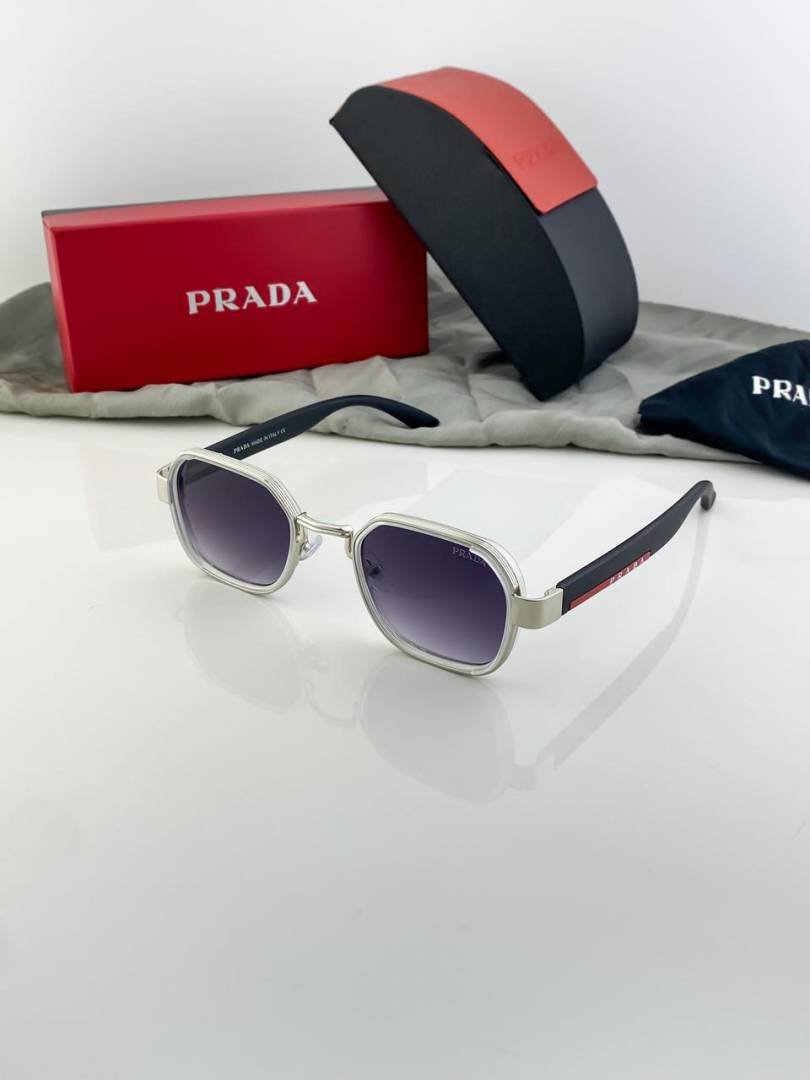 35900