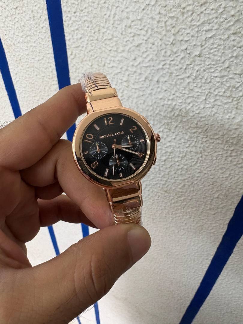 _Micheal_Kors_Rose_Black_Chrono_Not_Working_15 Main image