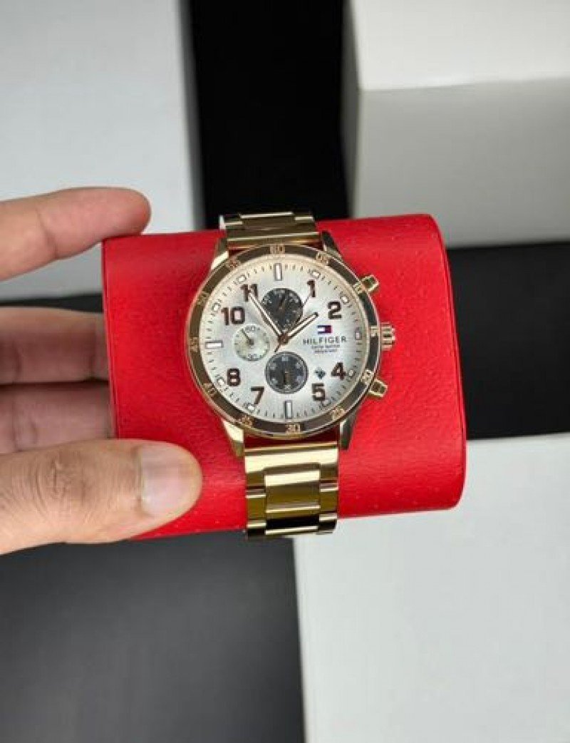 TOMMY HILIFIGER