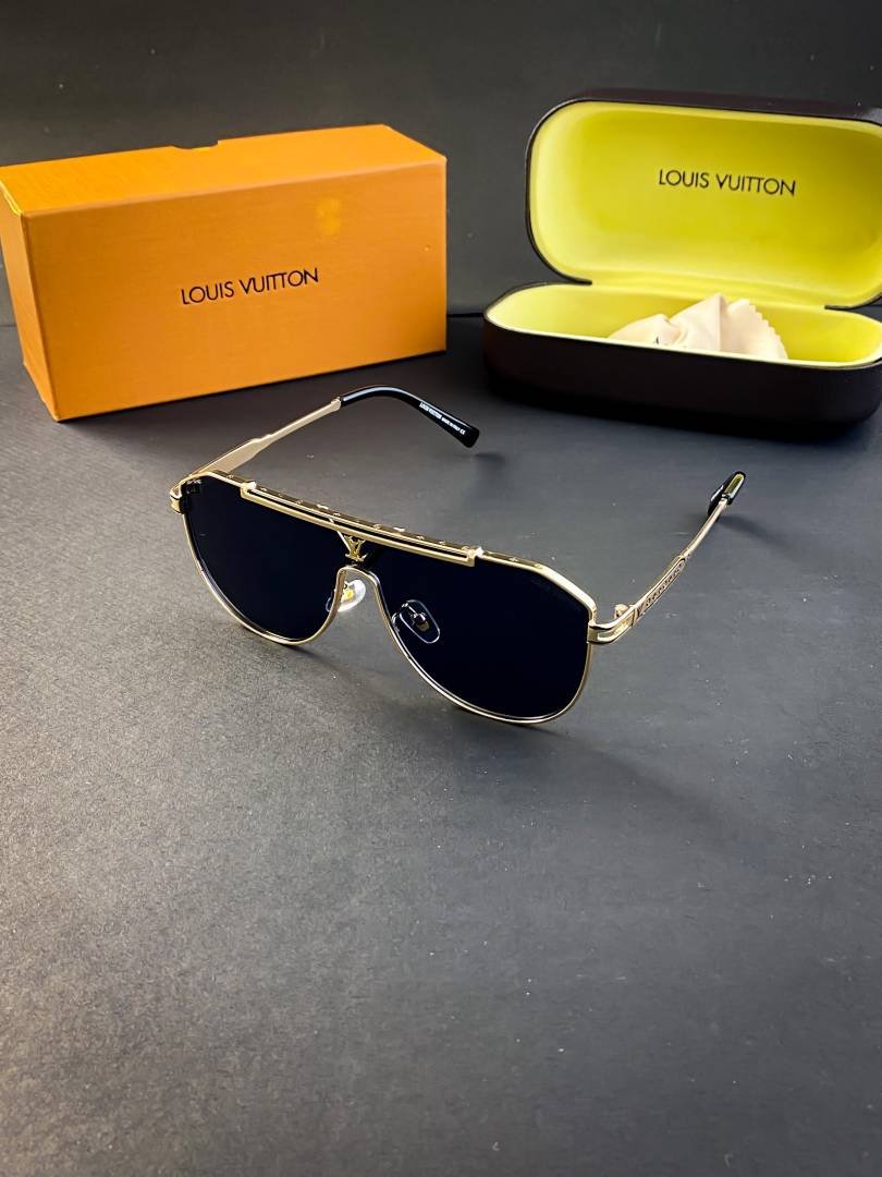 Loui_vuitton gold black 22295 Main image