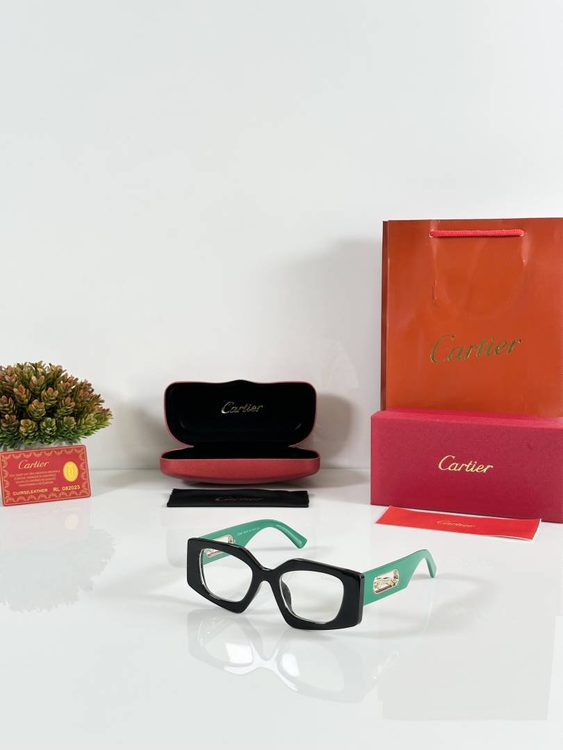 Cartie 455 Black Green Frame