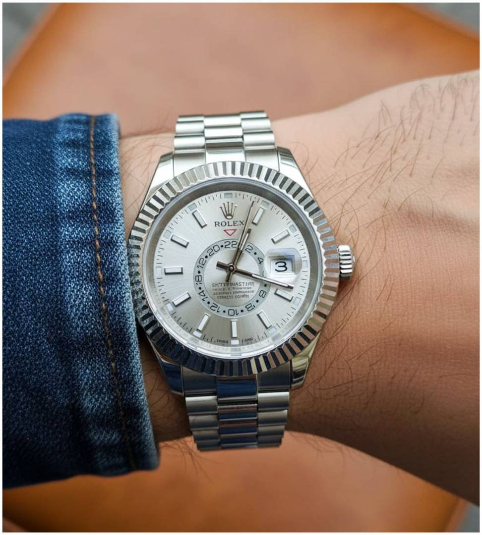Rollex Oyster Perpetual Sky Dweller - J1787