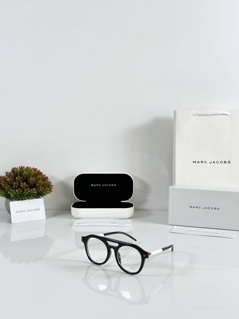 Marc Jacobs 8831 Black White Frame