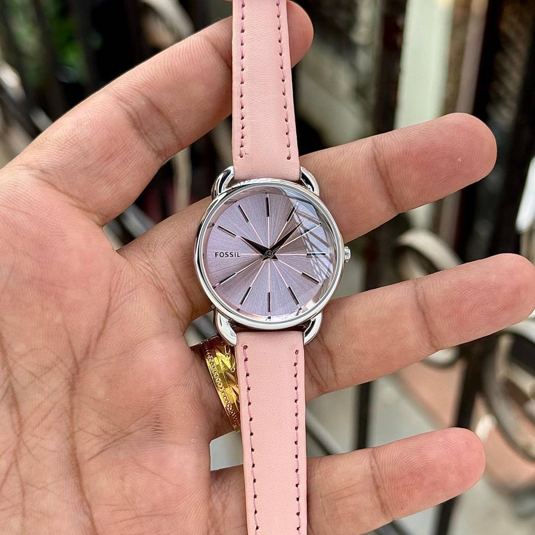 Fossii_l Minimalist Leather Belt Main image