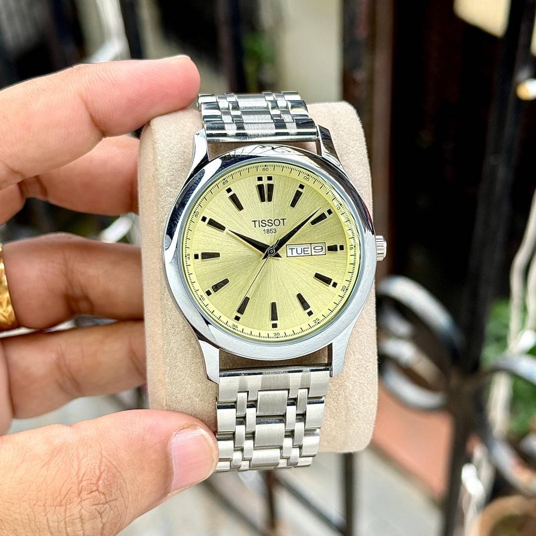 _Tisot_Day_Date_Lime_Dial_10 Main image
