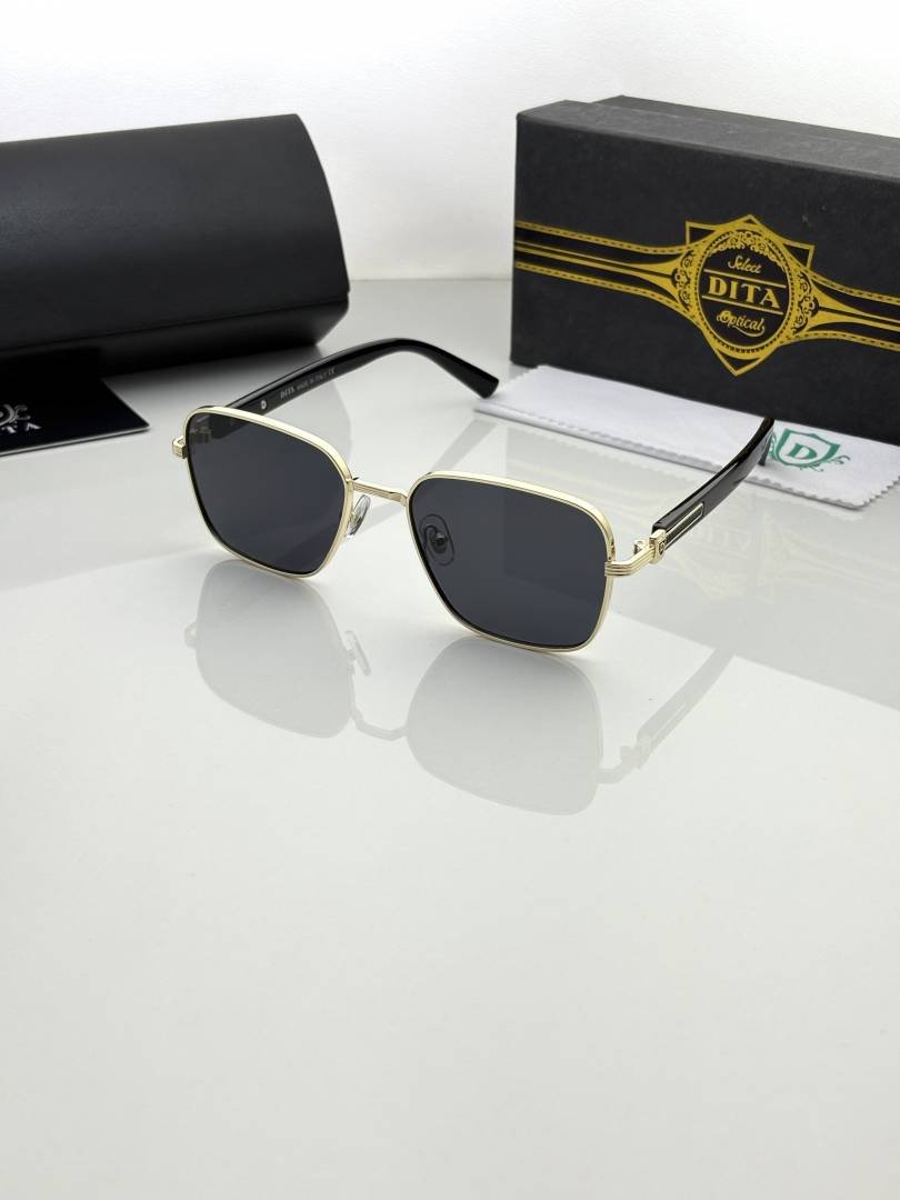 Dit.a 01 Golden black Main image