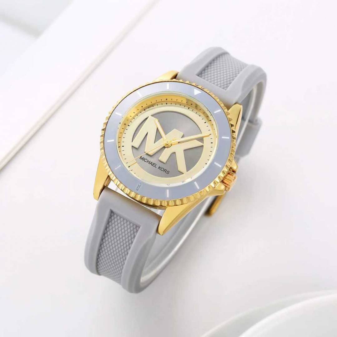 _Micheal Kors_Gold-Grey_B8