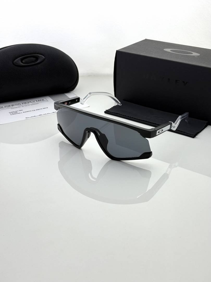 Oakly 9280 black