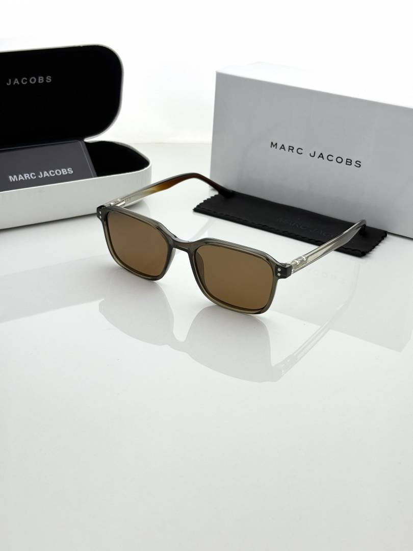 Marc.Jacobs 26006 brown