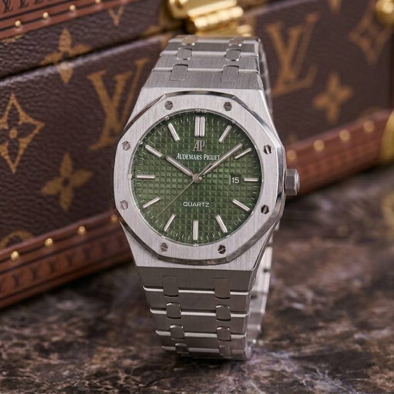 Audemars piguee_t Royal Oak Quartz Main image