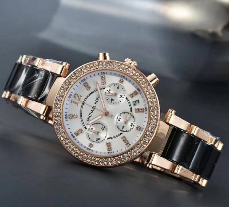 Micheal Kors Parker 111