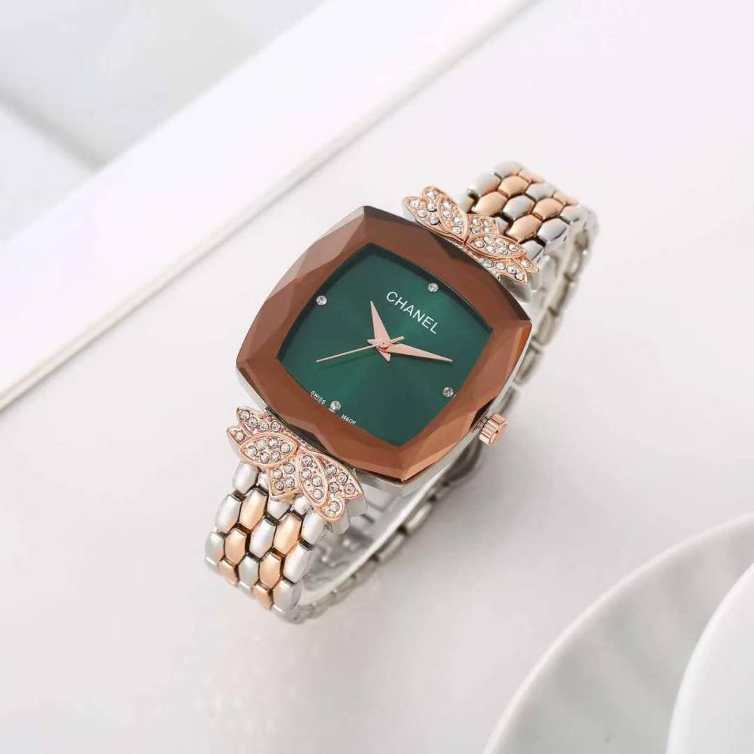Channe_l Two Tone Green Dial Main image