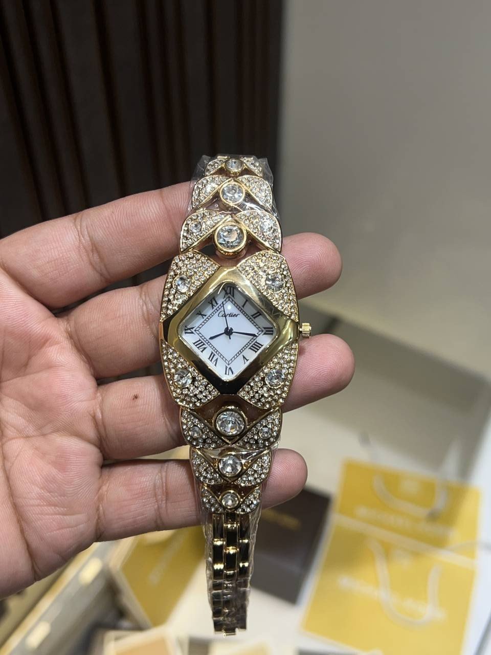 CARTIE PREMIUM WATCH FOR HER Main image
