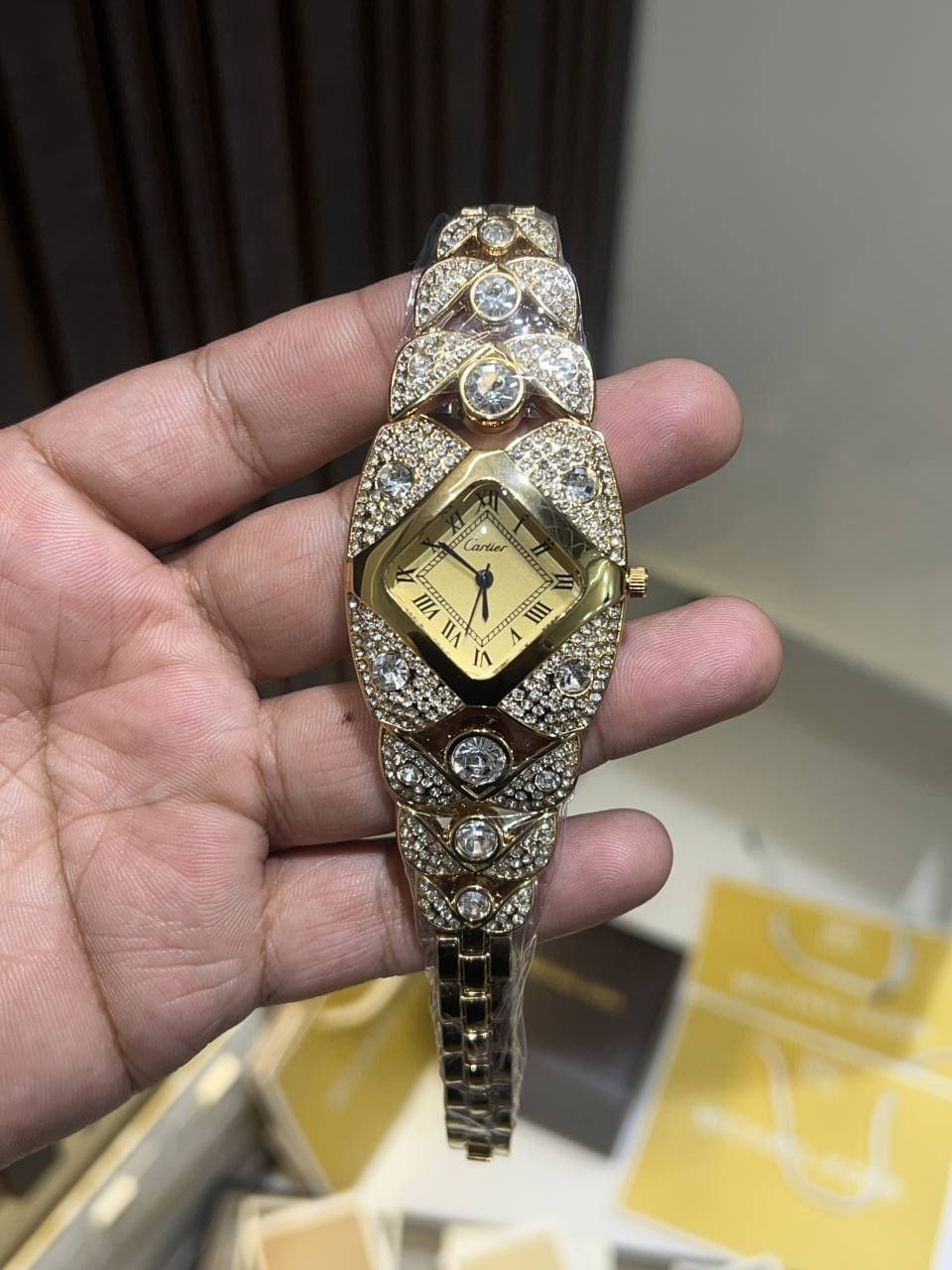 CARTIE PREMIUM WATCH FOR HER Main image