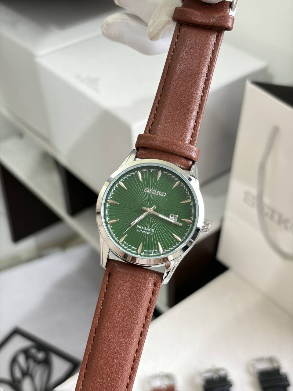 SEIK O PRESAGE LEATHER QUARTZ 933 Secondary image