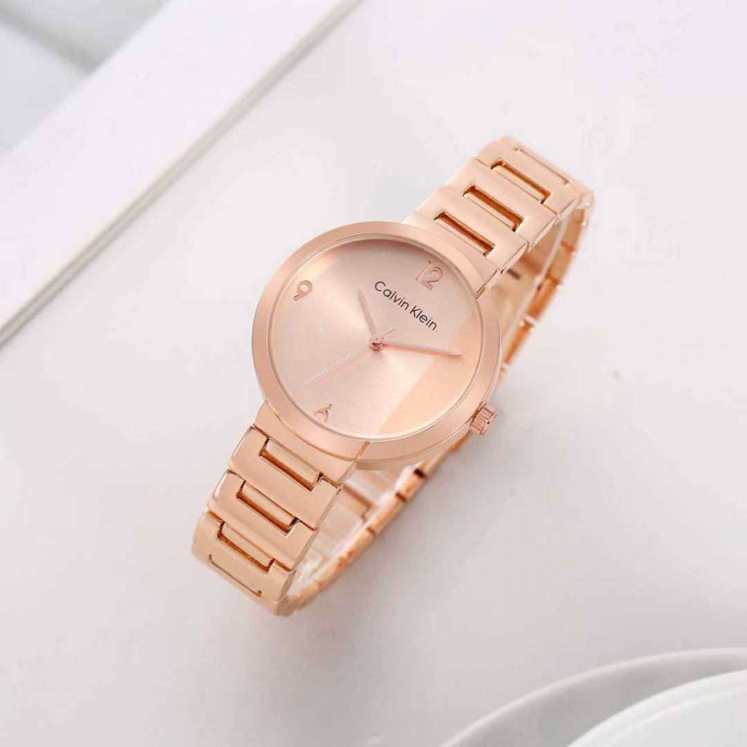 Calvin Kleii_n Eccentric Rose Gold Main image