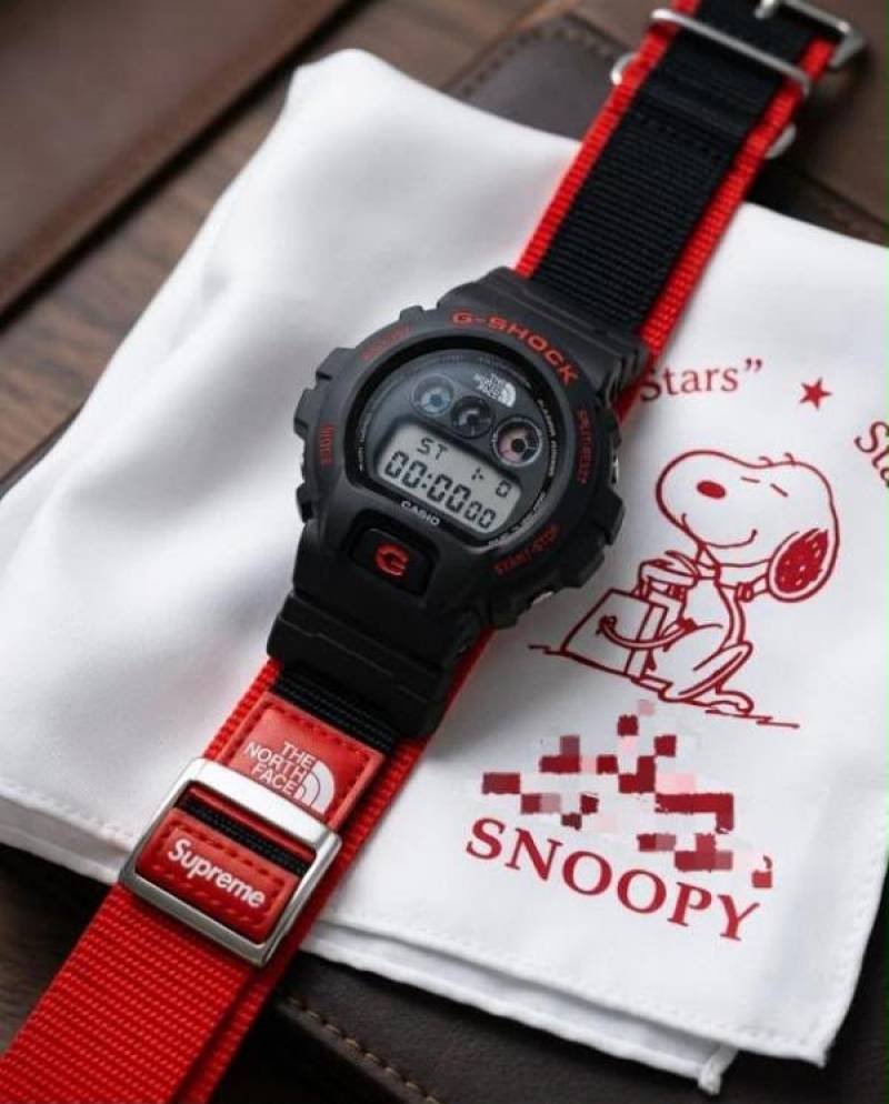 GSHOCK X NORTH FACE SUPREME BLACK RED 1033 Main image