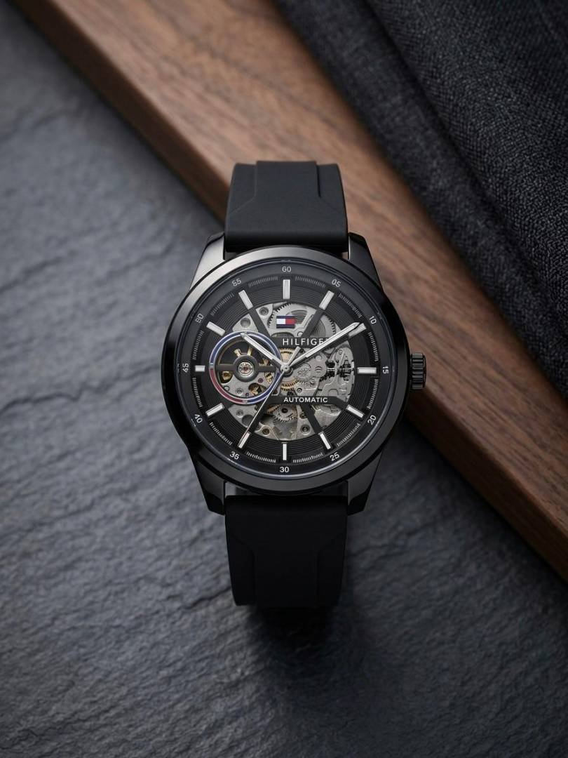 Tomm_y_Hilfig_eer Premium Automatic Silicon Black 238 Main image