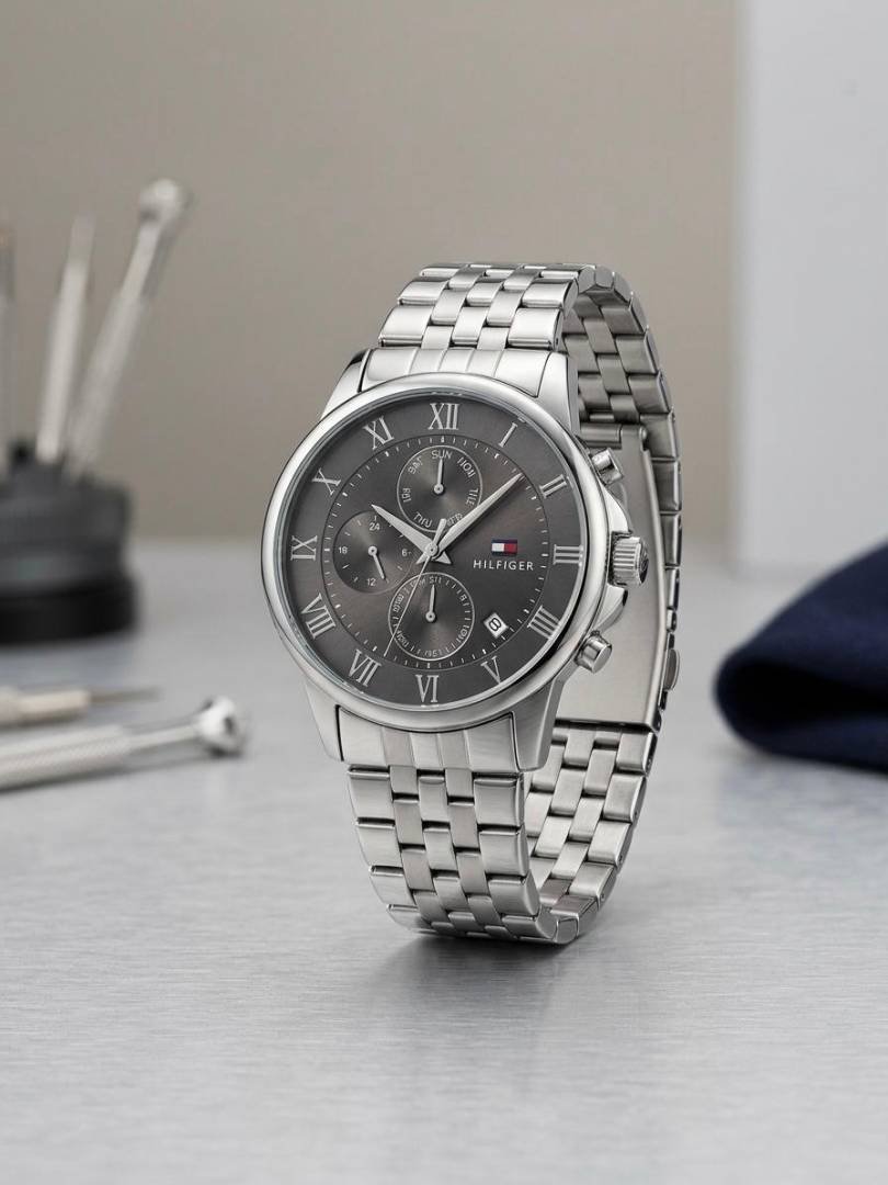 Tommy_Hillfiger_Chronograph Silver Blue 352 Main image