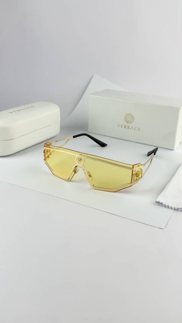 VERSACE YELLOW 4237