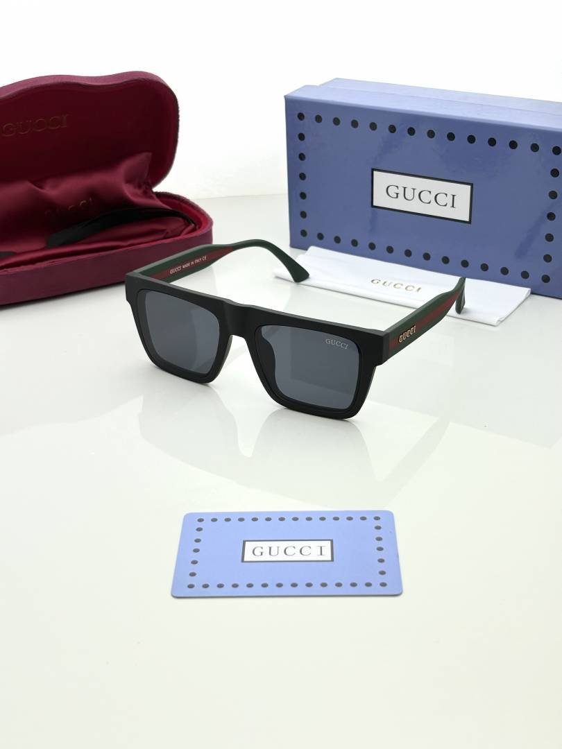 Gucc 1868 black black