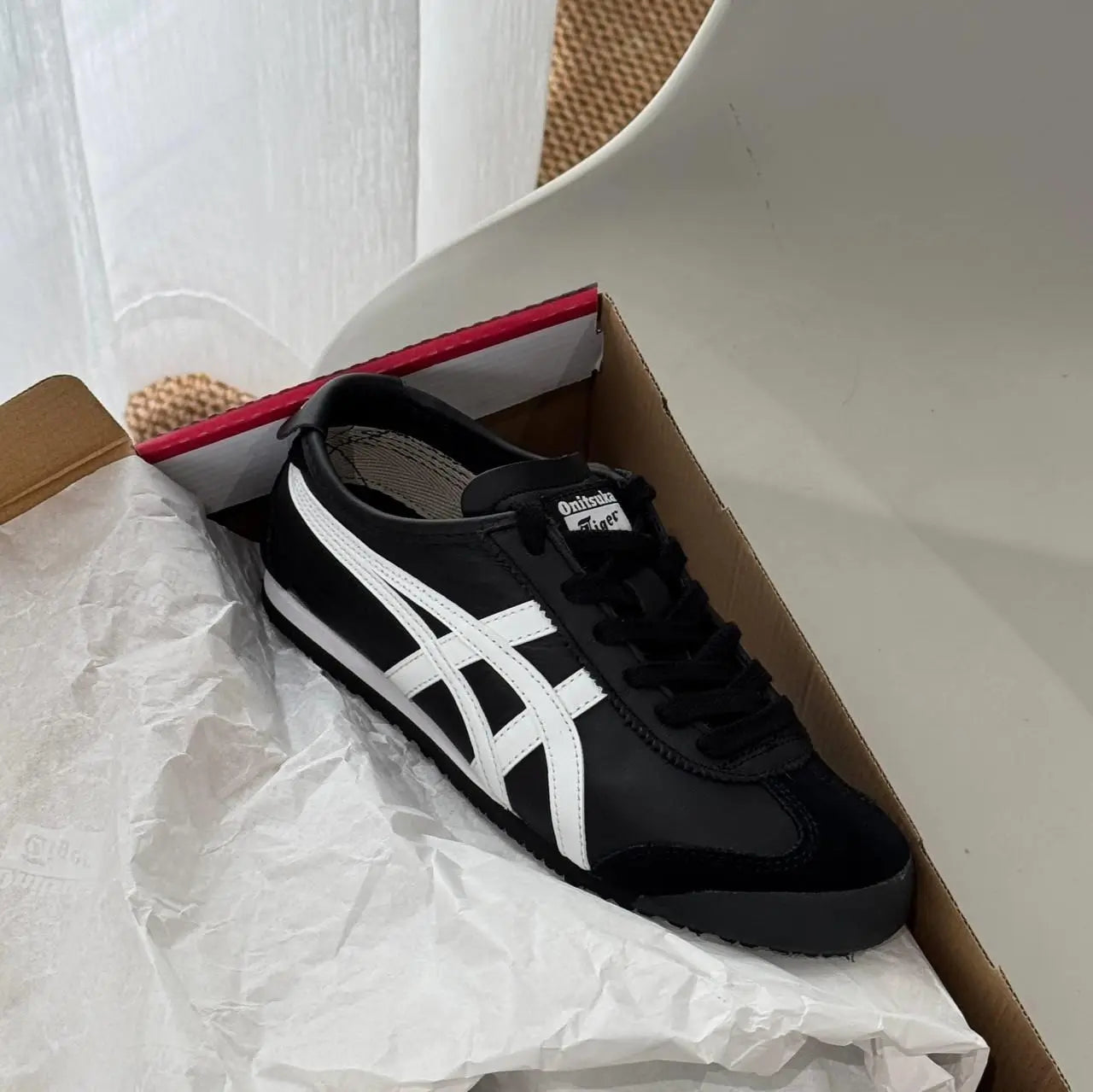 Onitsuka Tiger Mexico 66 Black white for girls D-1873 Secondary image