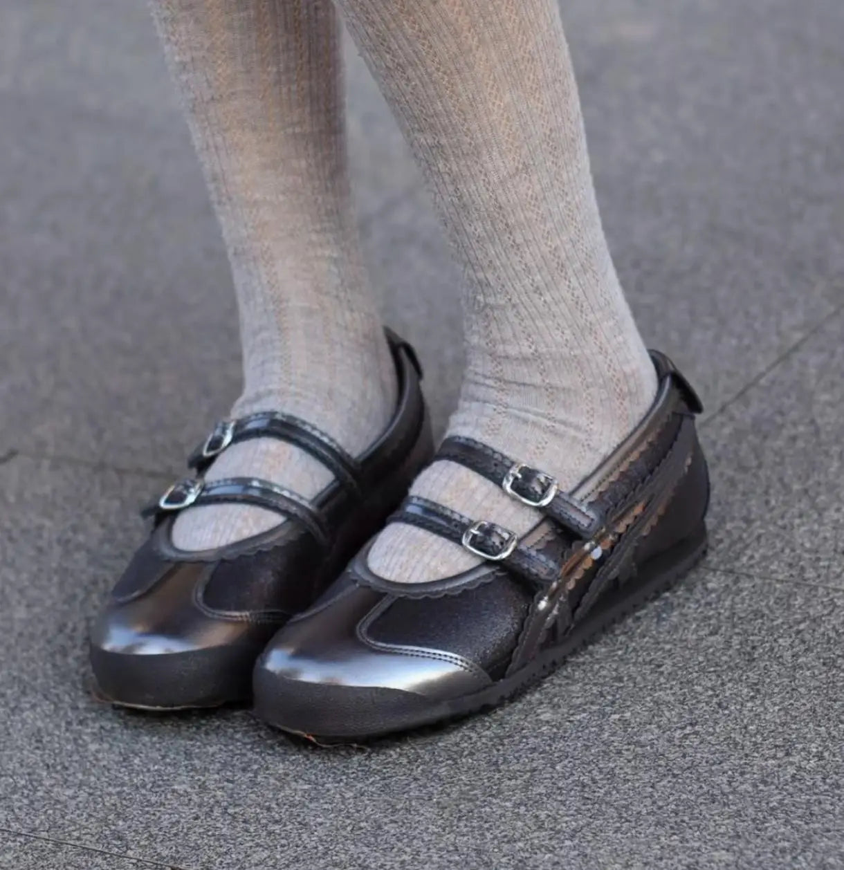 Onitsuka Tiger Mexico 66 TGRS Black Gunmetal 7A Premium Ladies Sneakers D-2096 Secondary image