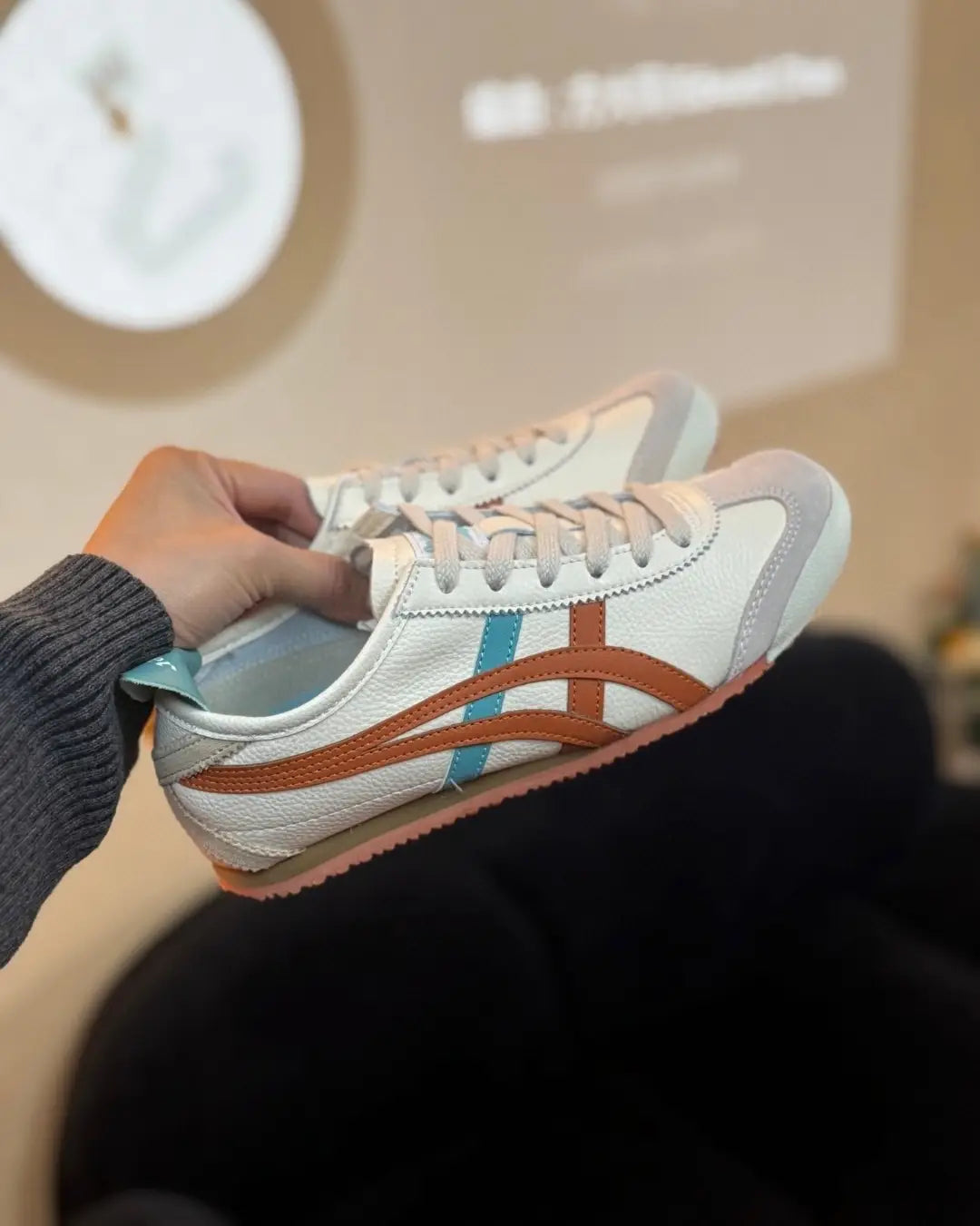 Onitsuka Tiger Mexico 66 Cream Piquant Orange Girls D-1884 Main image