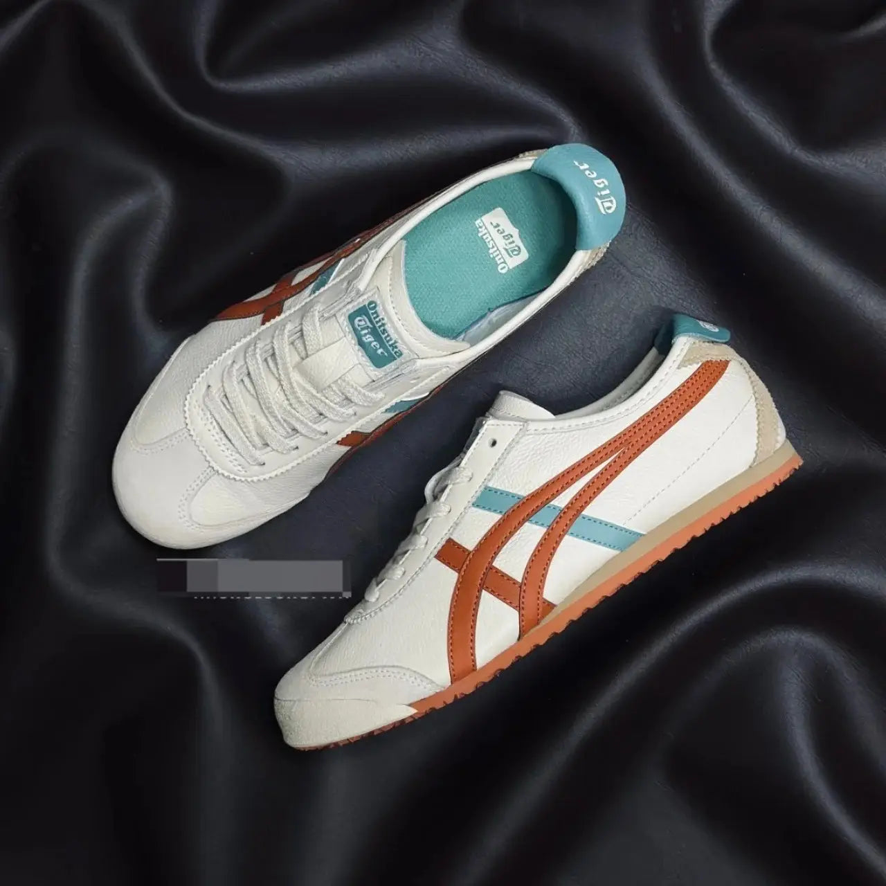 Onitsuka Tiger Mexico 66 Cream Piquant Orange Girls D-1884 Secondary image