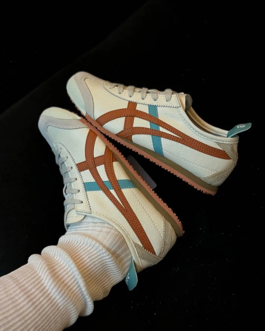 Onitsuka Tiger Mexico 66 Cream Piquant Orange Girls D-1884
