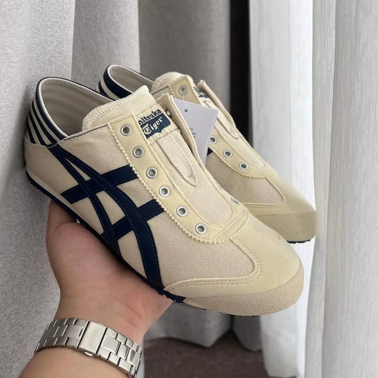 onitsuka tiger Mexico 66 Paraty Natural Navy Beige Slip On Girls D-1895 Main image