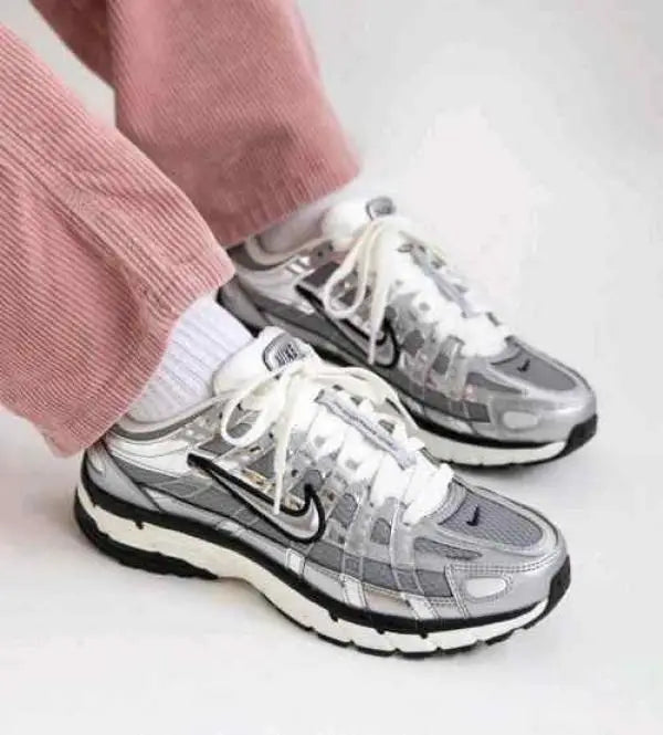 Nike P 6000 METALLIC SILVER 2106 Main image