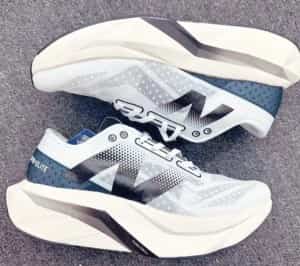 New Balance SC Elite V4 WHITE NAVY Main image