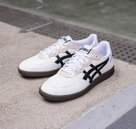 Asics Skyhand OG White Black Mens Retro Sneakers D-1909 Secondary image