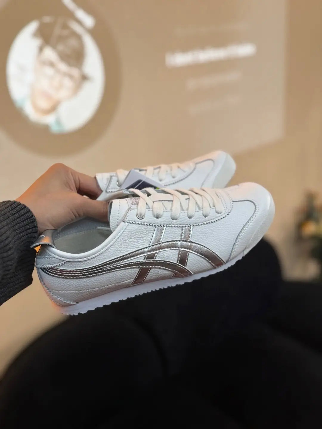 Onitsuka Tiger Mexico 66 White Silver Mens Chrome Sneakers D-1877 Main image