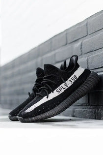 Adidas Yeezy 350 V2 CORE BLACK WHITE OREO SEMI UA With OG ACCESSORIES