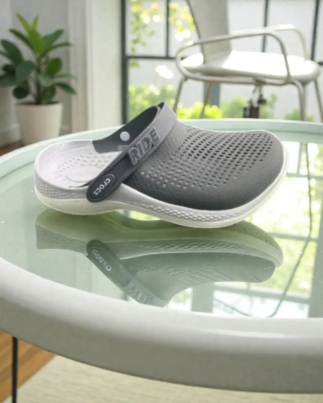 Crocs LiteRide 360 Clog Grey White Grey Mens D-1901 Secondary image