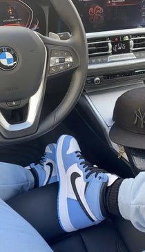 Nike Air Jordan Retro 1 UNIVERSITY BLUE LEATHER SHINE (SEMI UA)