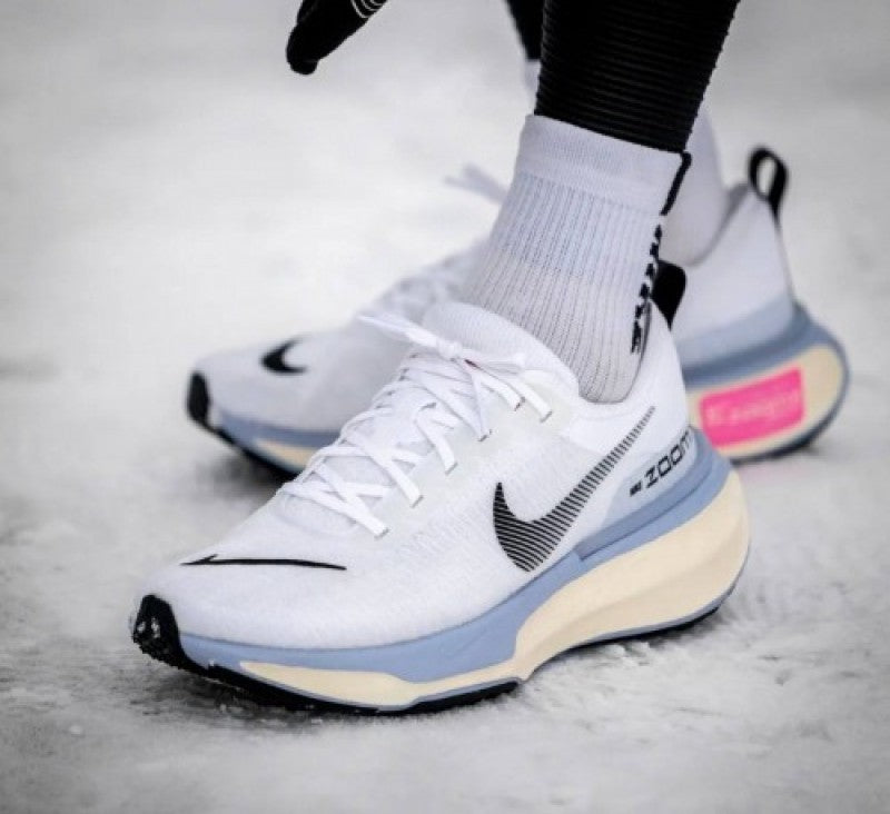 nike zoom x run 3 INVINCIBLE