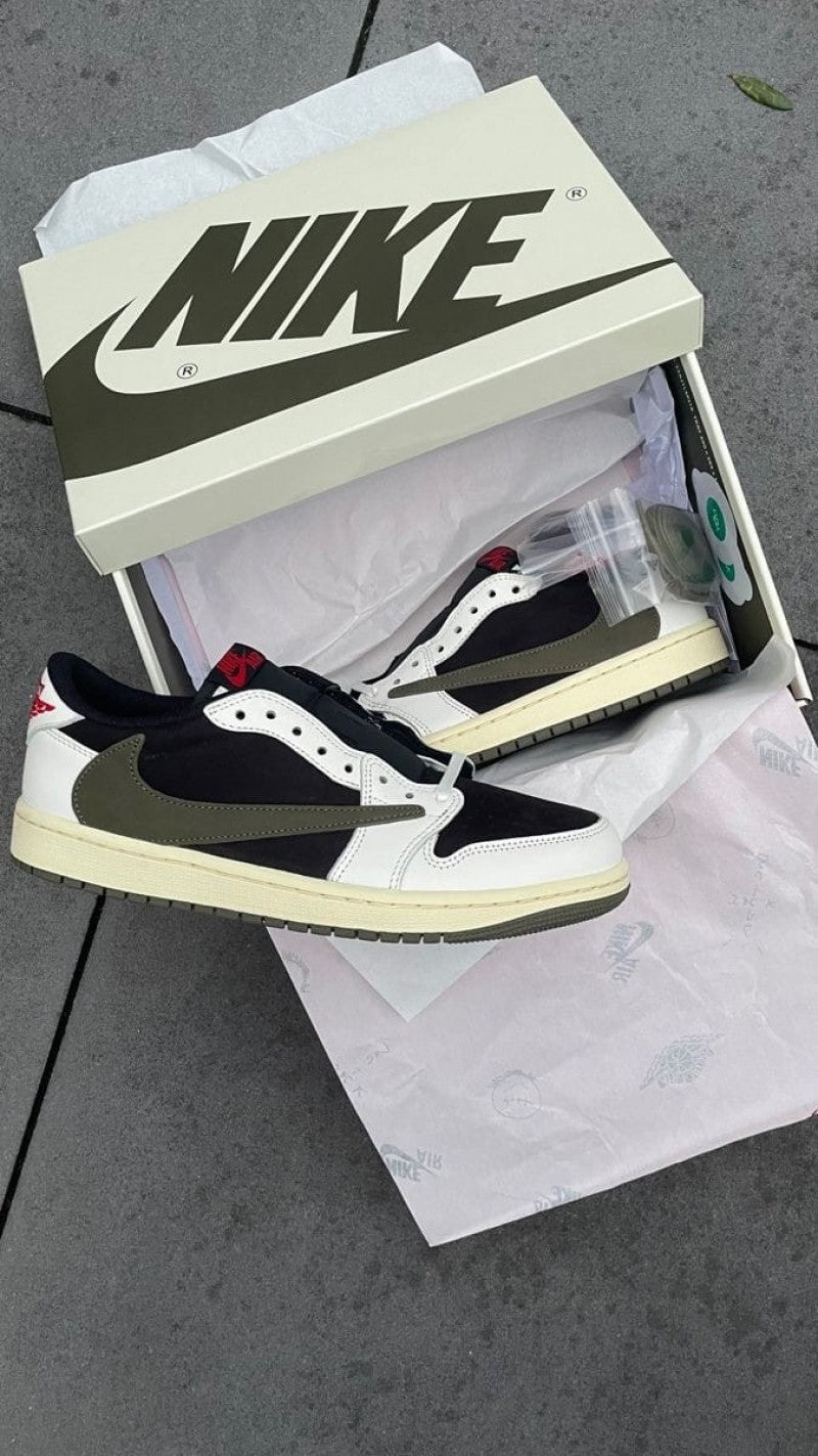 Nike Air Jordan Retro 1 Low X Travis Scott OLIVE With Extra Laces And OG BOX (SEMI UA) Main image