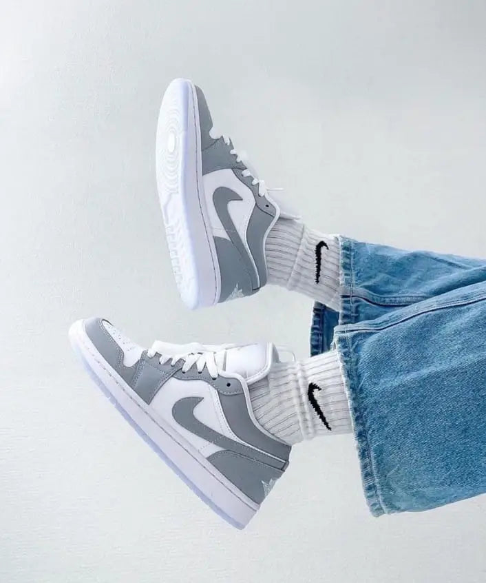 Nikee Air Jordan Retro 1 Low WOLF GREY