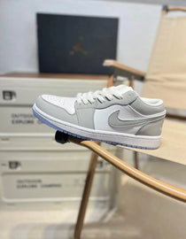 Nikee Air Jordan Retro 1 Low WOLF GREY