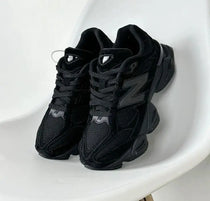 New Balance 9060 FULL BLACK
