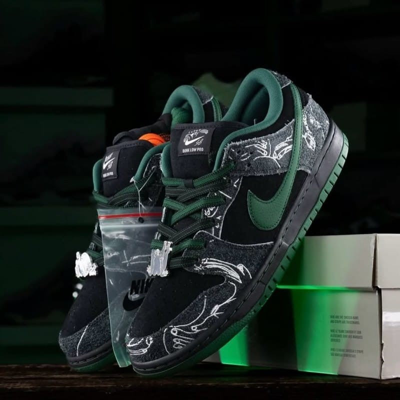 Nike SB Dunk Low There SKATEBOARD GREEN Main image