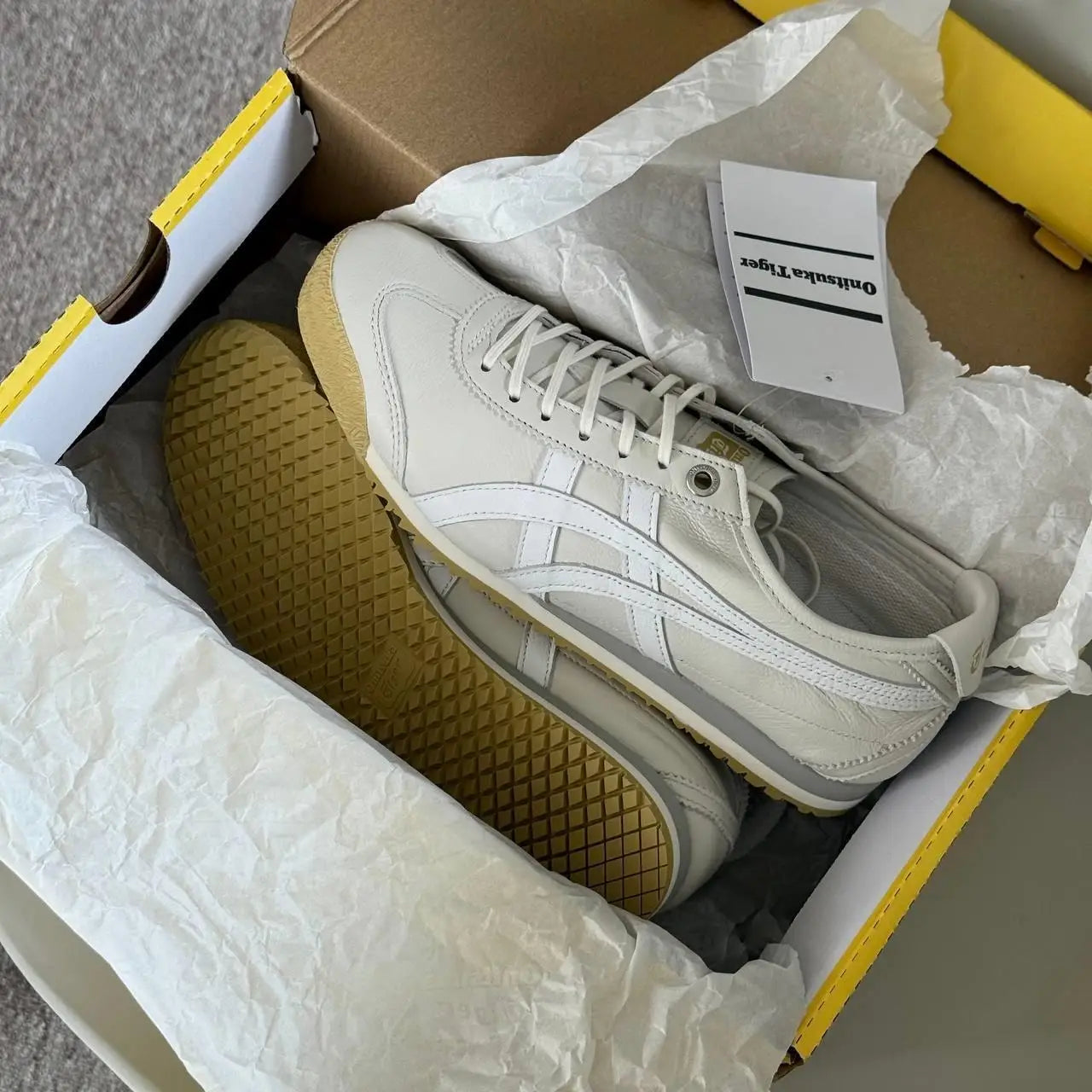 Onitsuk_a Tiger Mexico 66 SD Cream White  7A Premium Sneakers D-2036 Main image