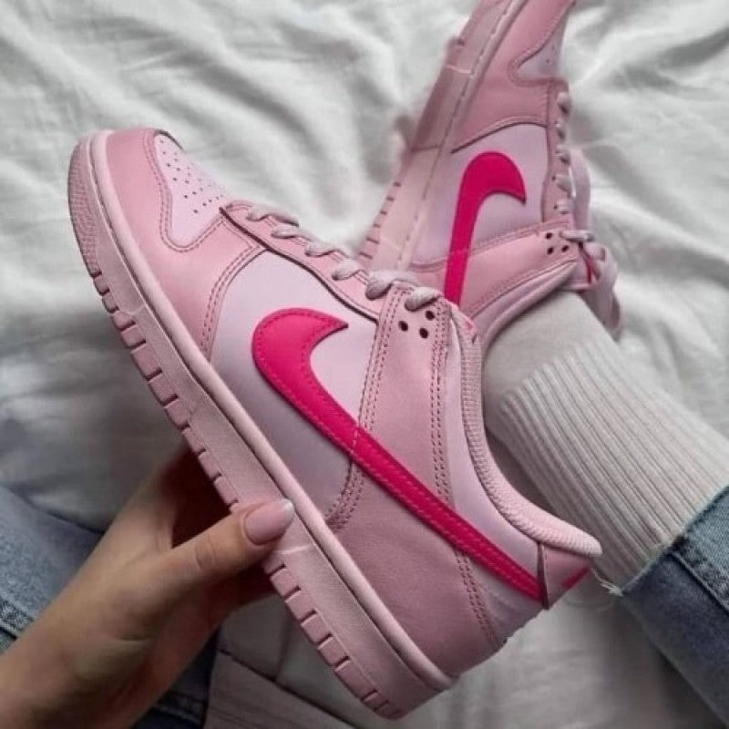 Nike Dunk Low TRIPLE PINK for her