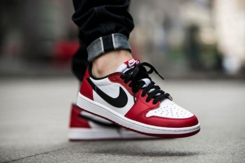 Nike Air Jordan 1 Low CHICAGO 2025 (SEMI UA)